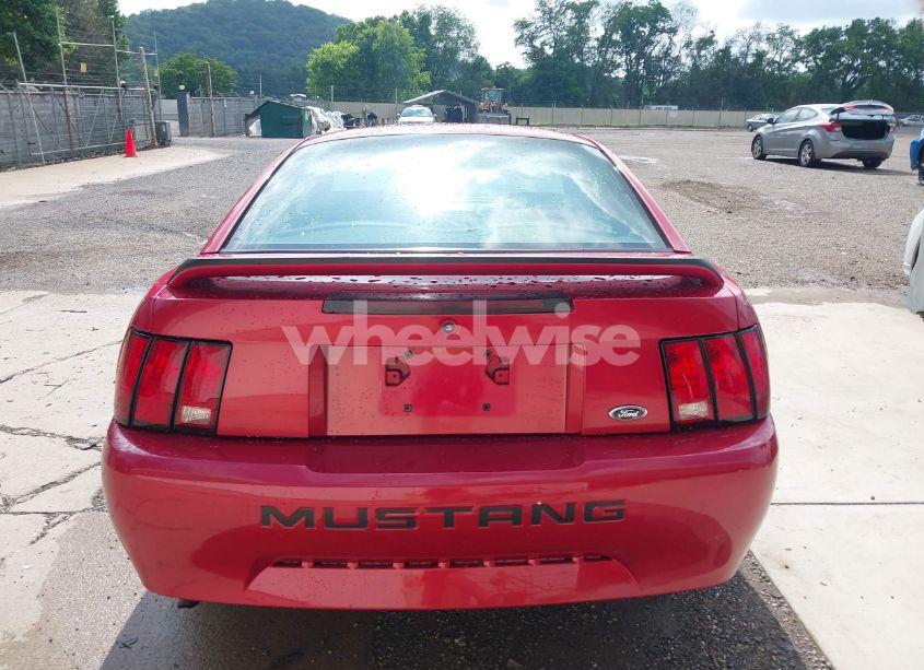 Photo 16 of 2000 Ford Mustang (VIN 1FAFP4040YF245895)