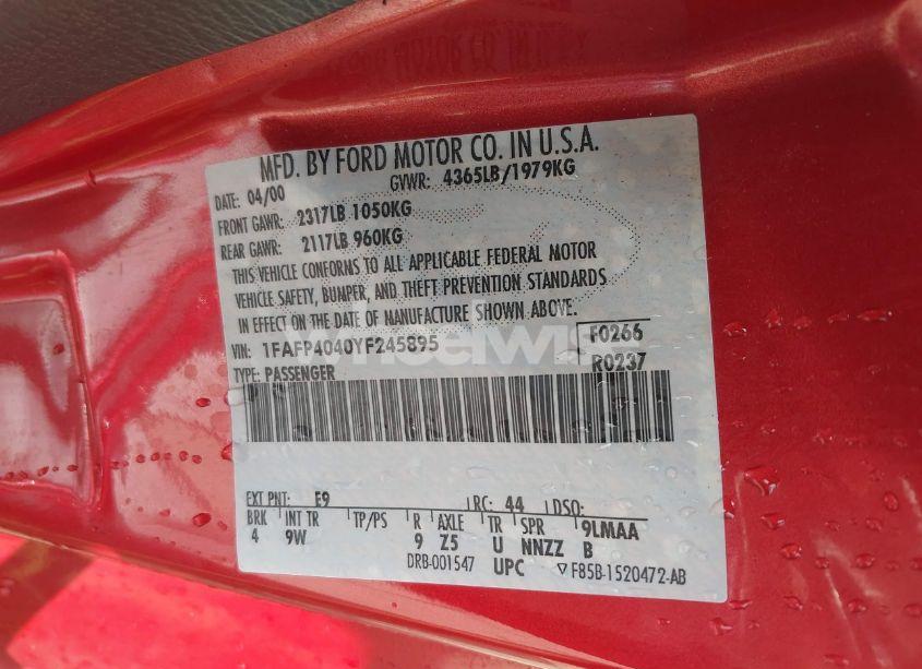 Photo 9 of 2000 Ford Mustang (VIN 1FAFP4040YF245895)