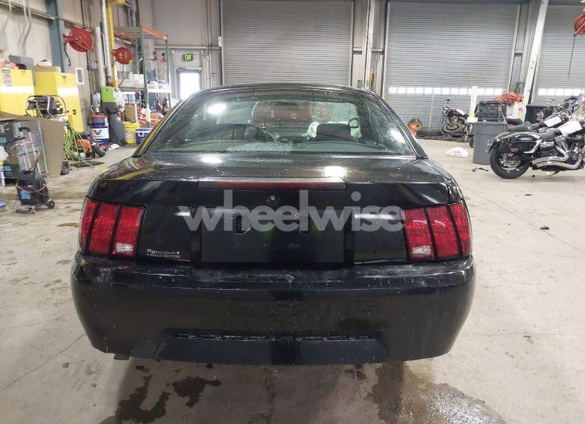Photo 16 of 2001 Ford Mustang (VIN 1FAFP40411F227623)