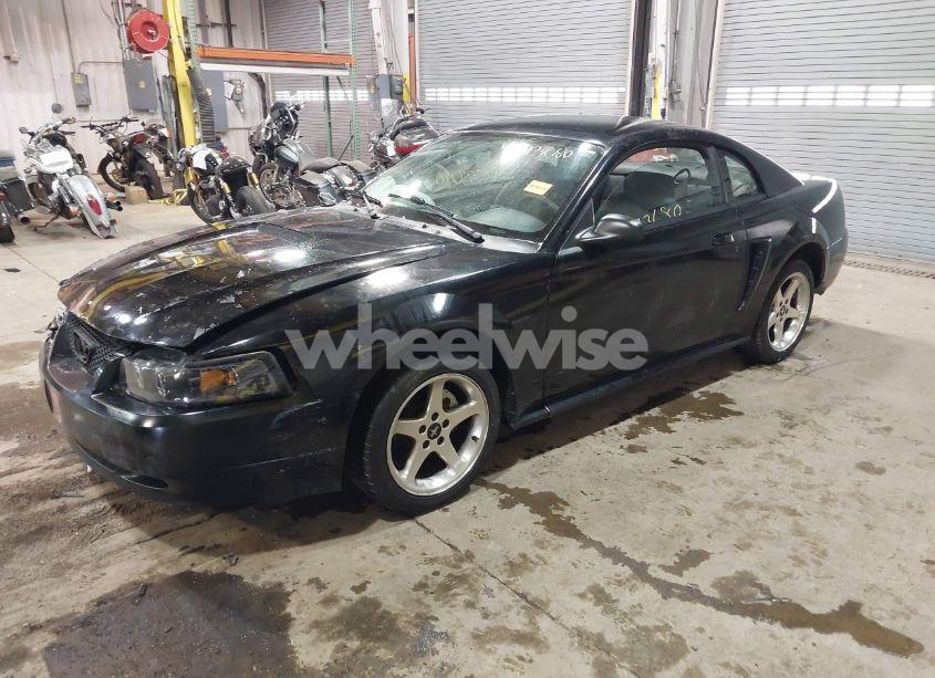 Photo 2 of 2001 Ford Mustang (VIN 1FAFP40411F227623)
