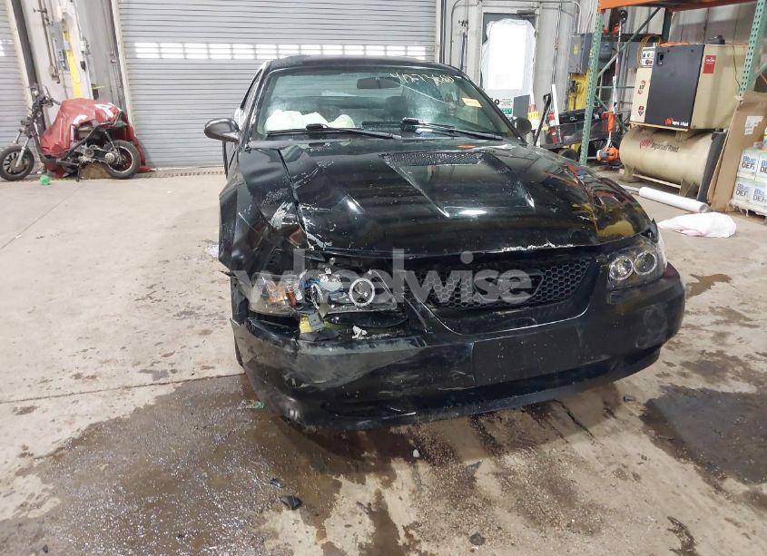 Photo 6 of 2001 Ford Mustang (VIN 1FAFP40411F227623)