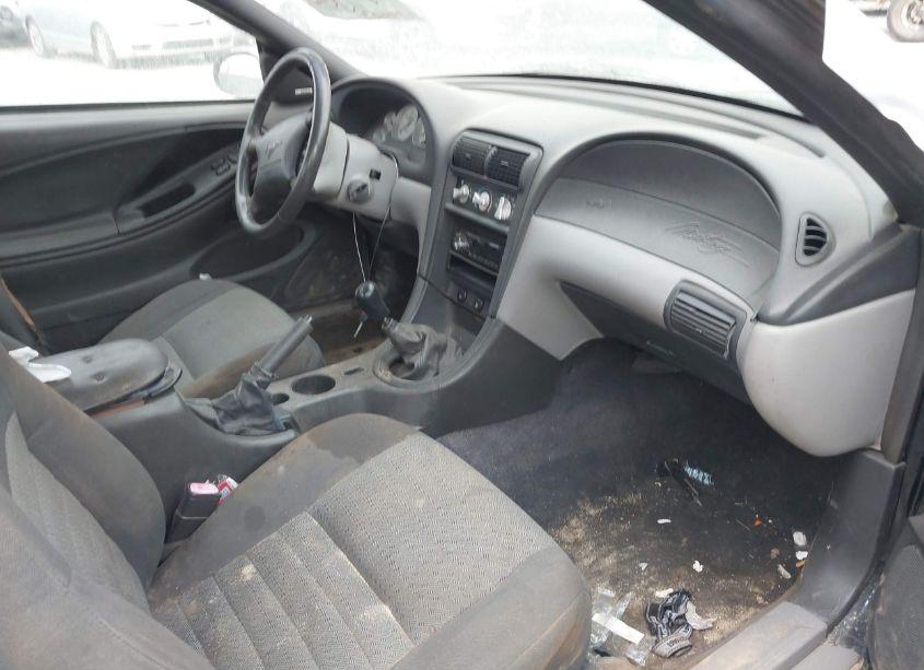 Photo 5 of 2002 Ford Mustang (VIN 1FAFP40412F170034)