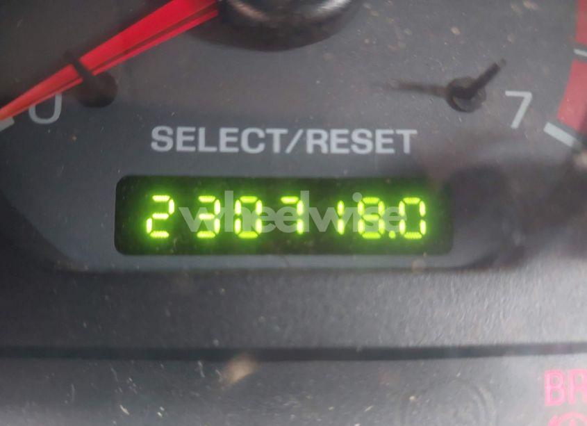 Photo 16 of 2002 Ford Mustang (VIN 1FAFP40412F226151)