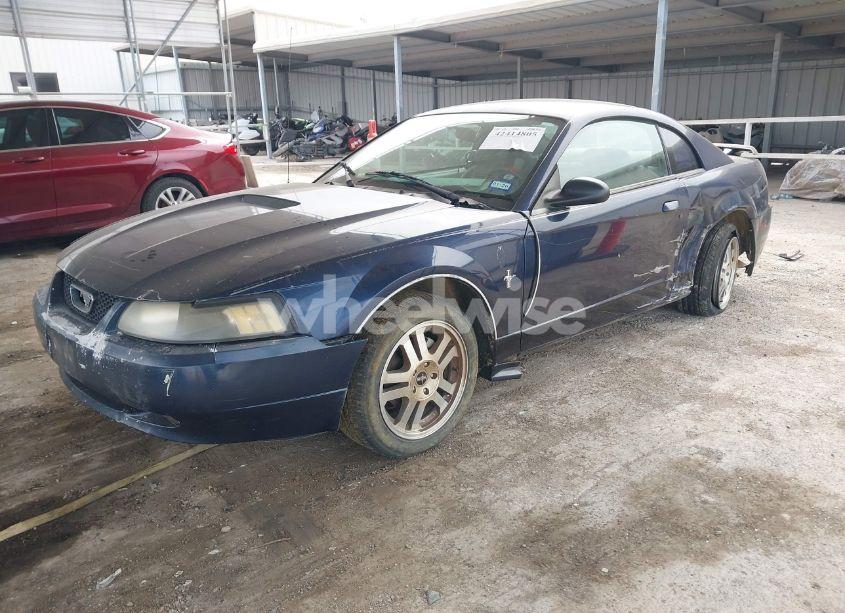 Photo 2 of 2002 Ford Mustang (VIN 1FAFP40412F226151)