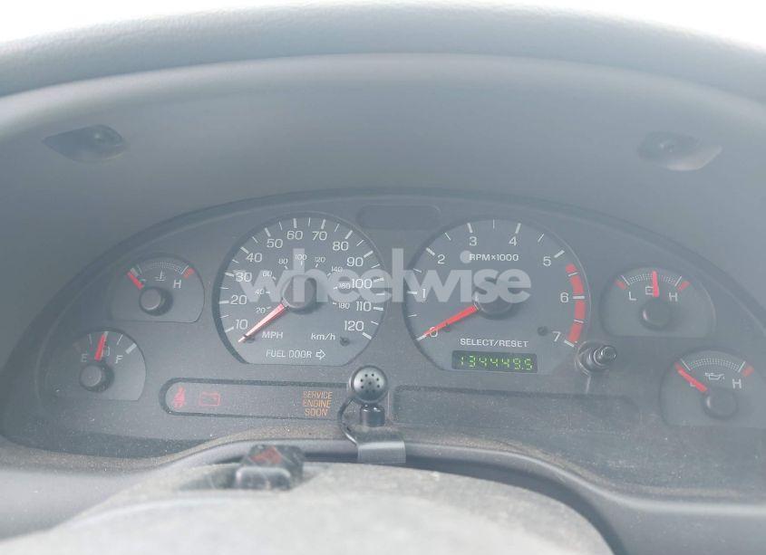 Photo 7 of 2002 Ford Mustang (VIN 1FAFP40412F228577)