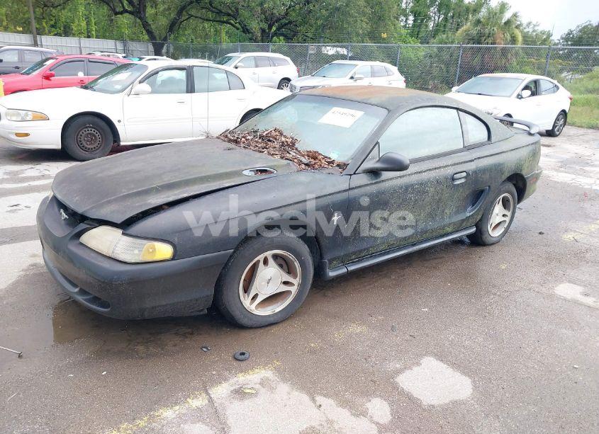Photo 2 of 1998 Ford Mustang (VIN 1FAFP4041WF273380)