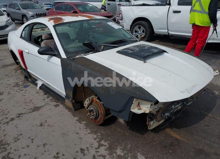 1999 Ford Mustang (VIN 1FAFP4041XF204058) main photo