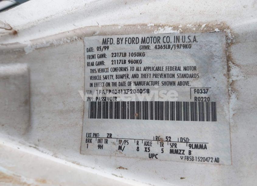 Photo 9 of 1999 Ford Mustang (VIN 1FAFP4041XF204058)