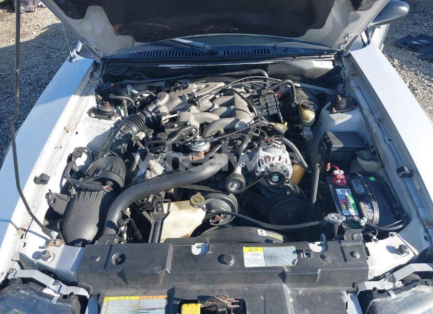 Photo 10 of 2001 Ford Mustang DELUXE (VIN 1FAFP40421F220664)