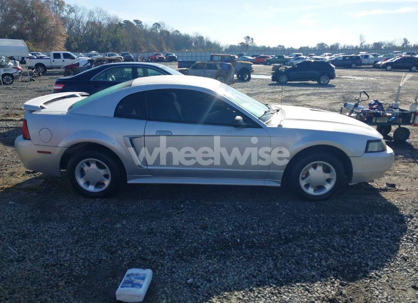 Photo 12 of 2001 Ford Mustang DELUXE (VIN 1FAFP40421F220664)