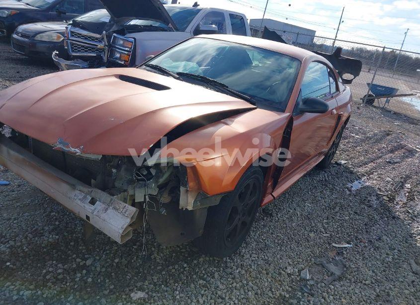 Photo 2 of 2001 Ford Mustang (VIN 1FAFP40421F243037)