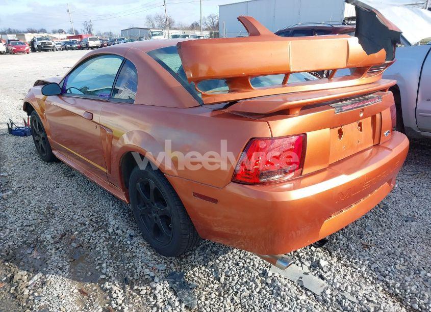 Photo 3 of 2001 Ford Mustang (VIN 1FAFP40421F243037)