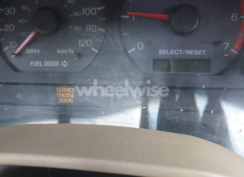 Photo 7 of 2001 Ford Mustang (VIN 1FAFP40421F243037)