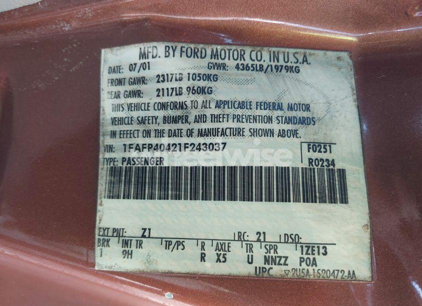 Photo 9 of 2001 Ford Mustang (VIN 1FAFP40421F243037)