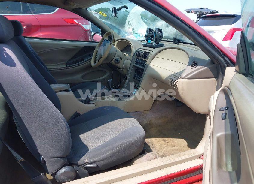 Photo 5 of 2002 Ford Mustang (VIN 1FAFP40422F114992)