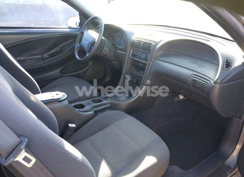 Photo 5 of 2002 Ford Mustang (VIN 1FAFP40422F122316)