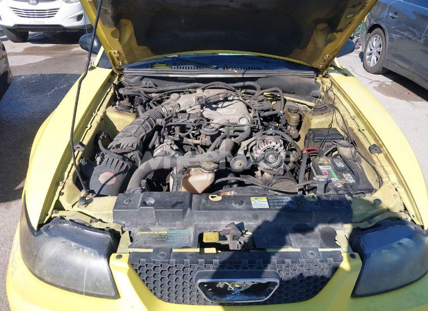 Photo 10 of 2002 Ford Mustang (VIN 1FAFP40422F236297)