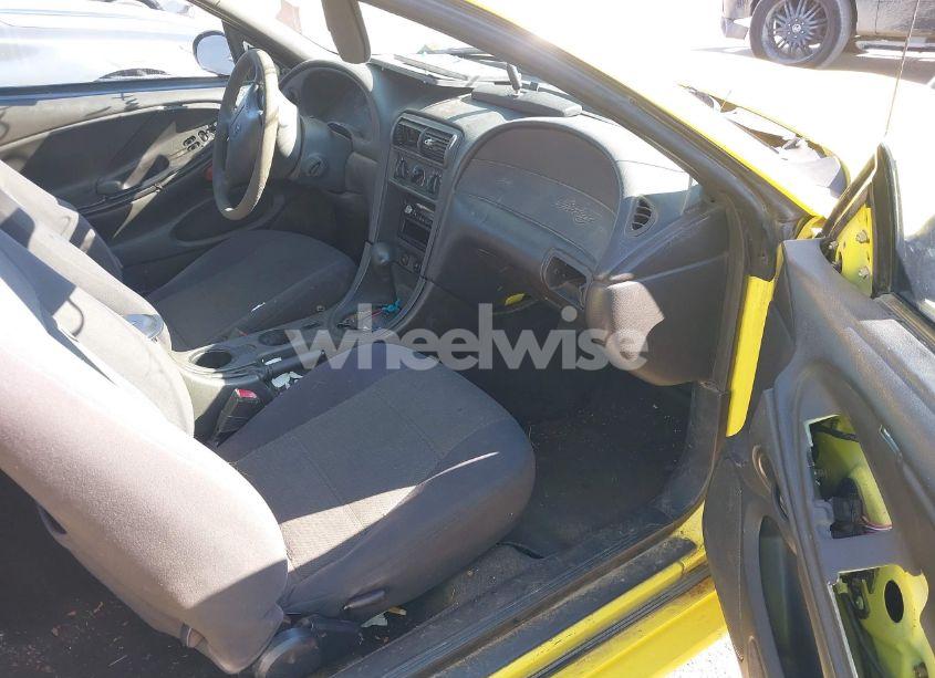 Photo 5 of 2002 Ford Mustang (VIN 1FAFP40422F236297)