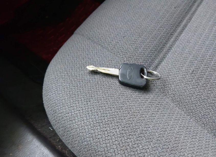 Photo 11 of 1999 Ford Mustang (VIN 1FAFP4042XF156909)