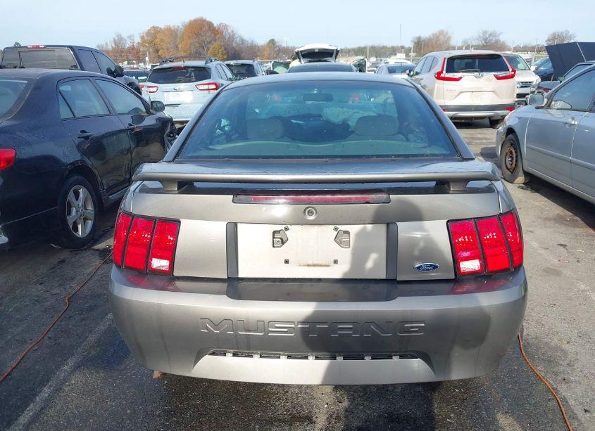 Photo 17 of 2001 Ford Mustang N/A (VIN 1FAFP40431F238669)