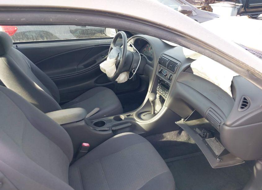 Photo 5 of 2001 Ford Mustang N/A (VIN 1FAFP40431F238669)