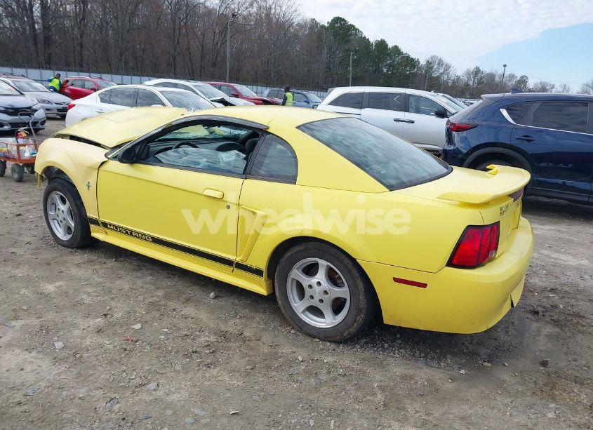 Photo 3 of 2002 Ford Mustang (VIN 1FAFP40432F104794)
