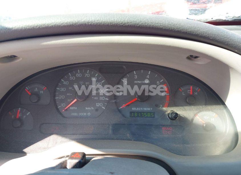 Photo 12 of 2002 Ford Mustang (VIN 1FAFP40432F223851)