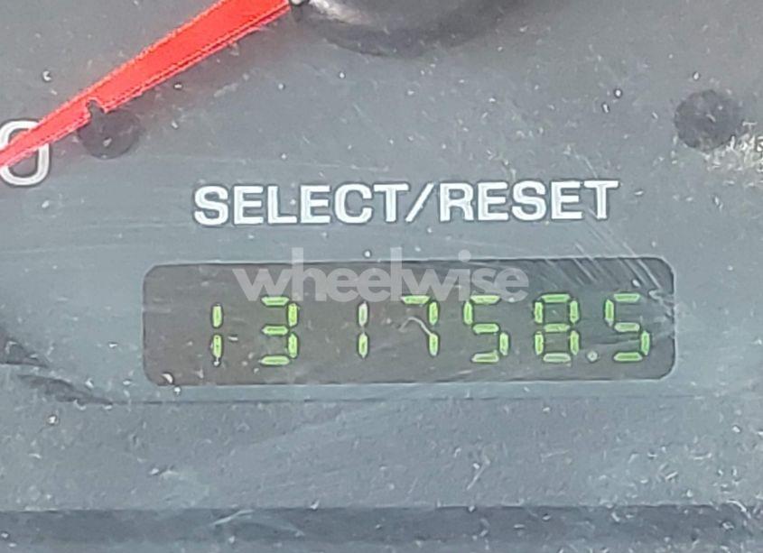 Photo 7 of 2002 Ford Mustang (VIN 1FAFP40432F223851)