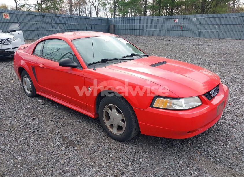 2000 Ford Mustang (VIN 1FAFP4043YF269401) main photo