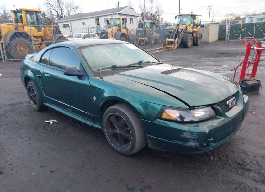 2000 Ford Mustang (VIN 1FAFP4043YF315647) main photo