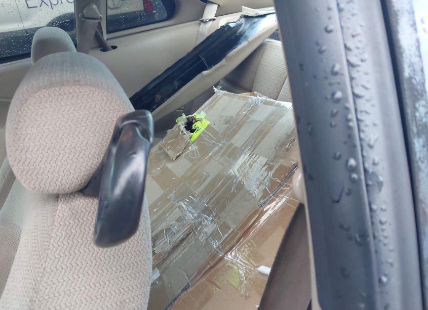 Photo 8 of 2000 Ford Mustang (VIN 1FAFP4043YF315647)