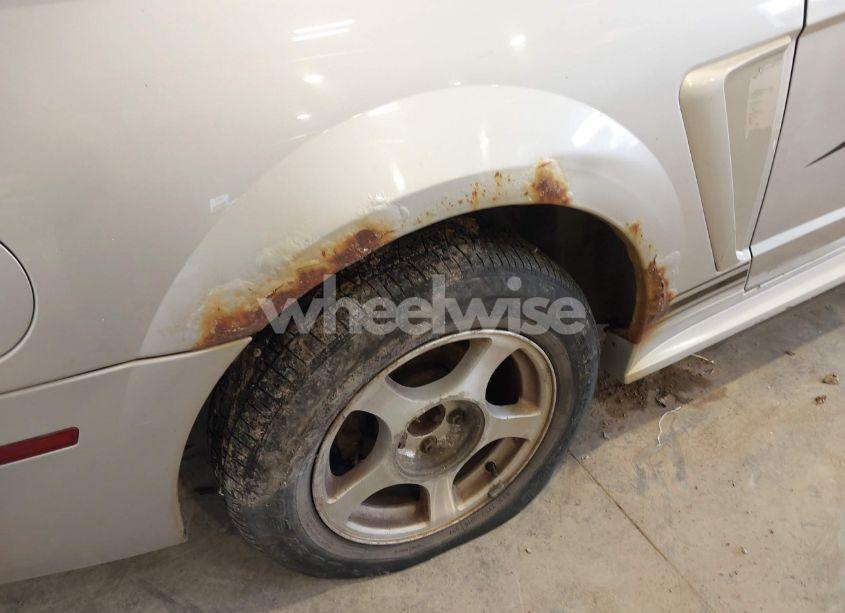 Photo 12 of 2001 Ford Mustang (VIN 1FAFP40441F231441)