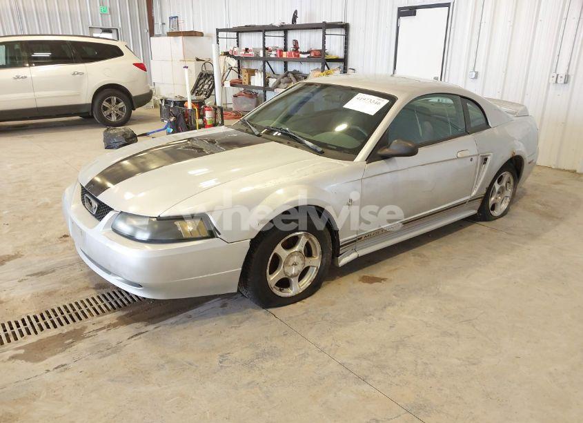 Photo 2 of 2001 Ford Mustang (VIN 1FAFP40441F231441)