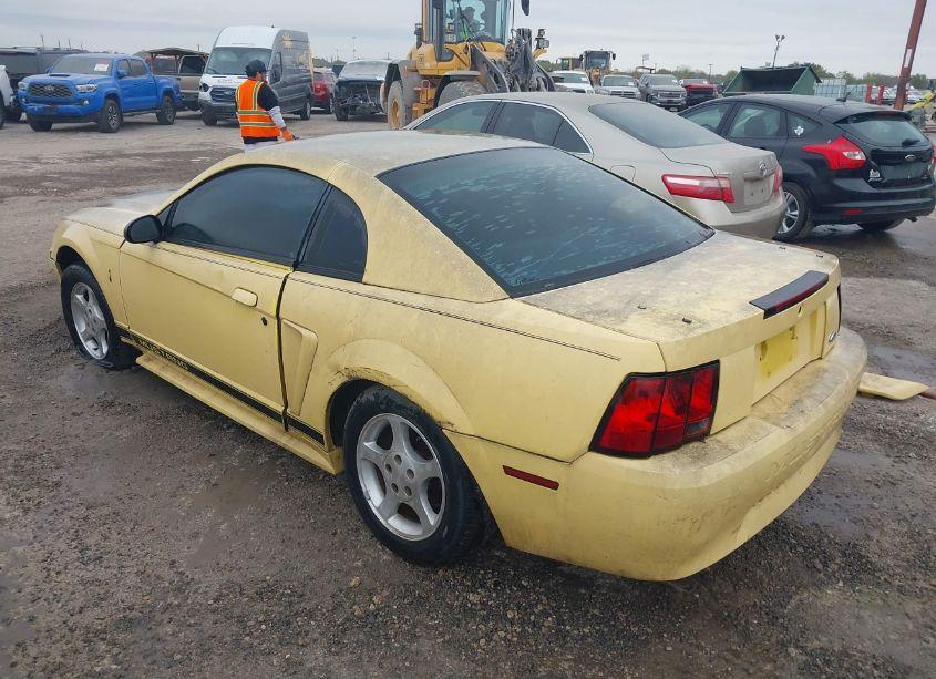 Photo 3 of 2002 Ford Mustang N/A (VIN 1FAFP40442F210641)