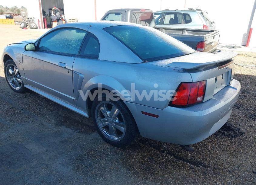 Photo 3 of 2003 Ford Mustang (VIN 1FAFP40443F346608)