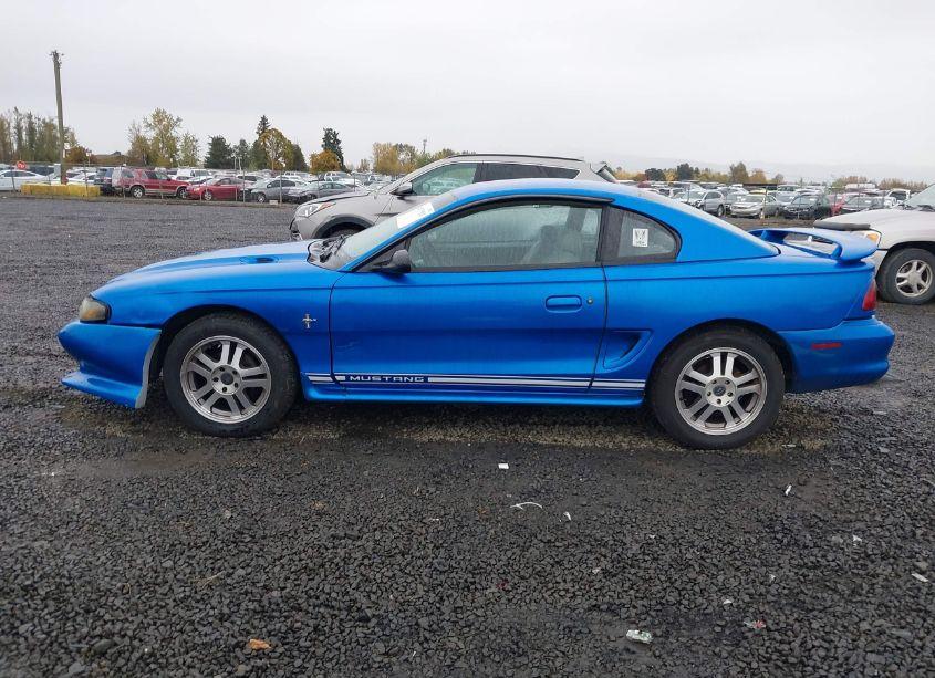 Photo 14 of 1998 Ford Mustang (VIN 1FAFP4044WF142671)