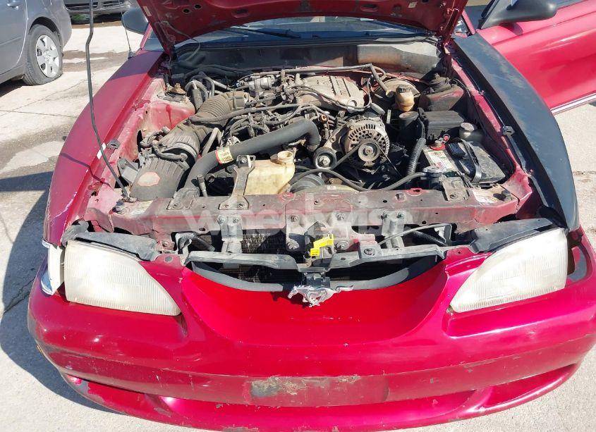 Photo 10 of 1998 Ford Mustang (VIN 1FAFP4044WF201105)