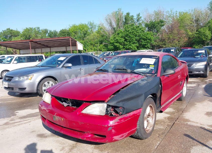 Photo 2 of 1998 Ford Mustang (VIN 1FAFP4044WF201105)