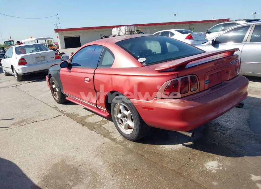 Photo 3 of 1998 Ford Mustang (VIN 1FAFP4044WF201105)