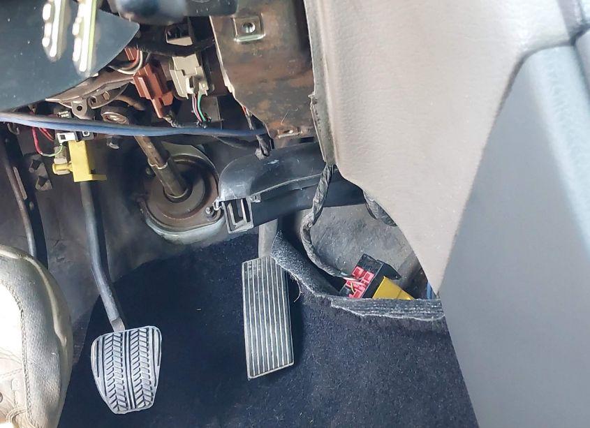 Photo 14 of 1999 Ford Mustang (VIN 1FAFP4044XF139156)