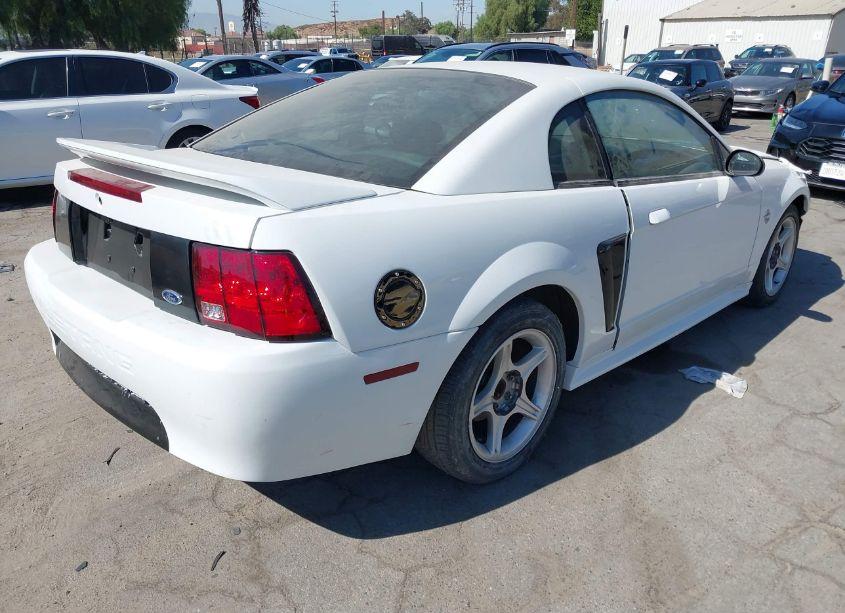Photo 4 of 1999 Ford Mustang (VIN 1FAFP4044XF139156)