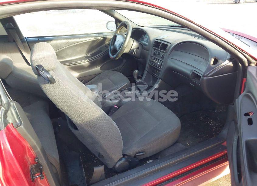 Photo 5 of 2000 Ford Mustang (VIN 1FAFP4044YF192621)