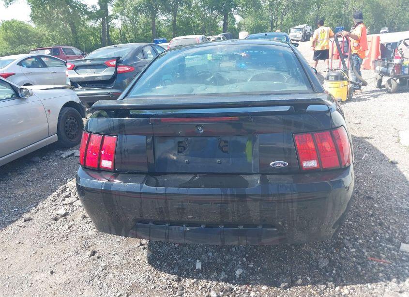 Photo 16 of 2001 Ford Mustang N/A (VIN 1FAFP40451F161190)