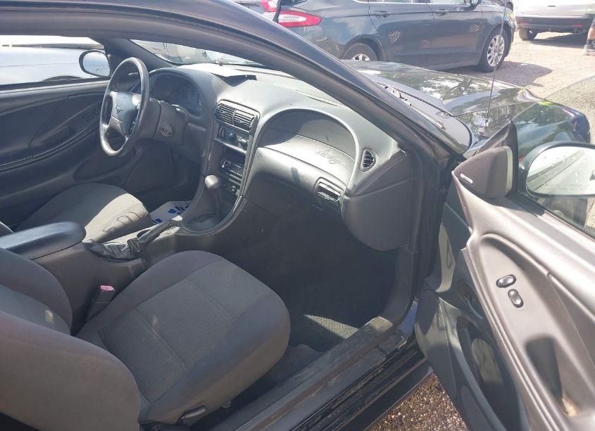 Photo 5 of 2001 Ford Mustang N/A (VIN 1FAFP40451F161190)
