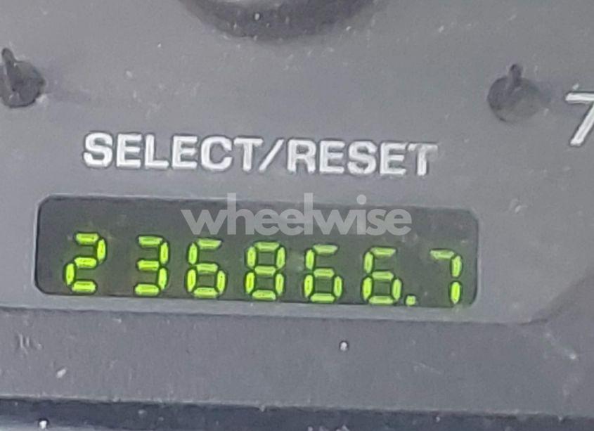 Photo 16 of 2002 Ford Mustang (VIN 1FAFP40452F150630)