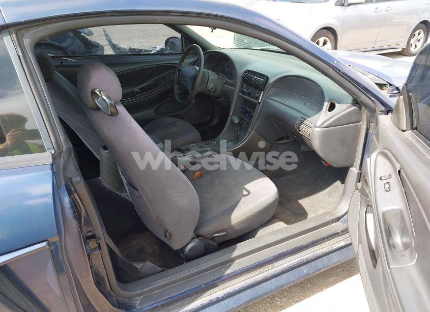 Photo 5 of 2002 Ford Mustang (VIN 1FAFP40452F150630)