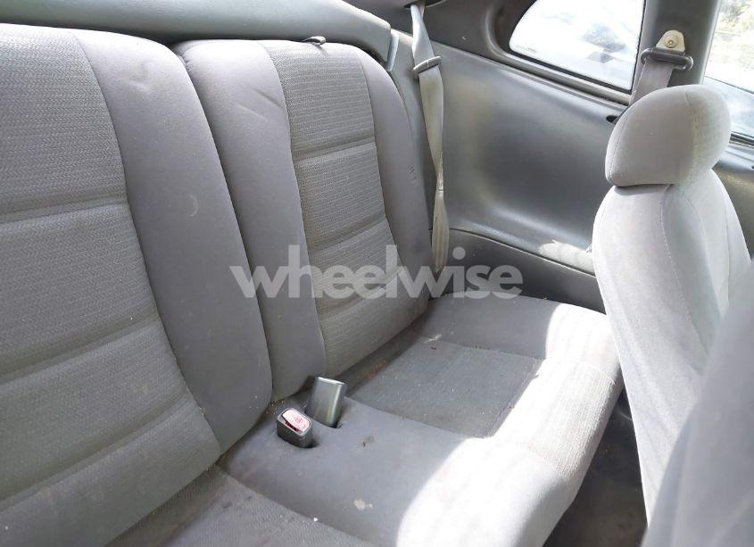 Photo 8 of 2002 Ford Mustang (VIN 1FAFP40452F150630)