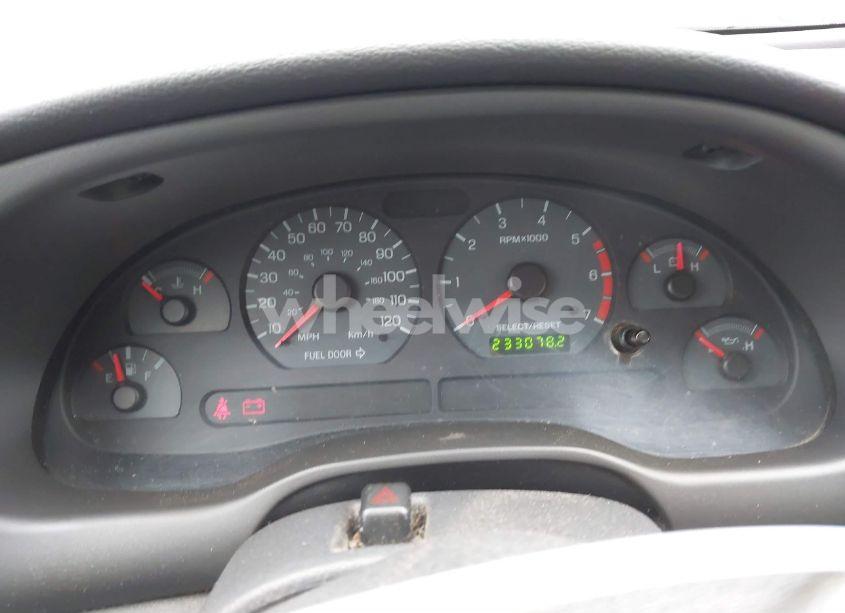 Photo 7 of 2002 Ford Mustang (VIN 1FAFP40452F233524)