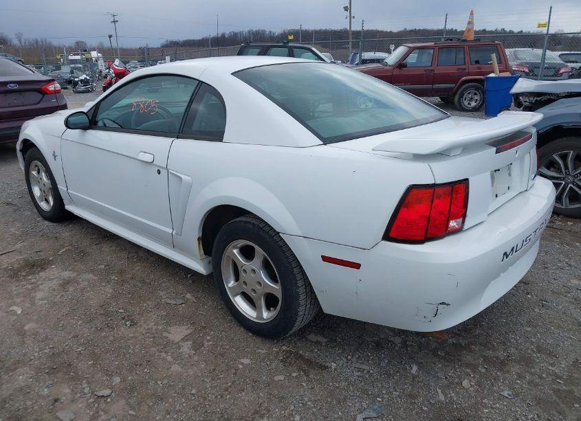 Photo 3 of 2003 Ford Mustang (VIN 1FAFP40453F320566)
