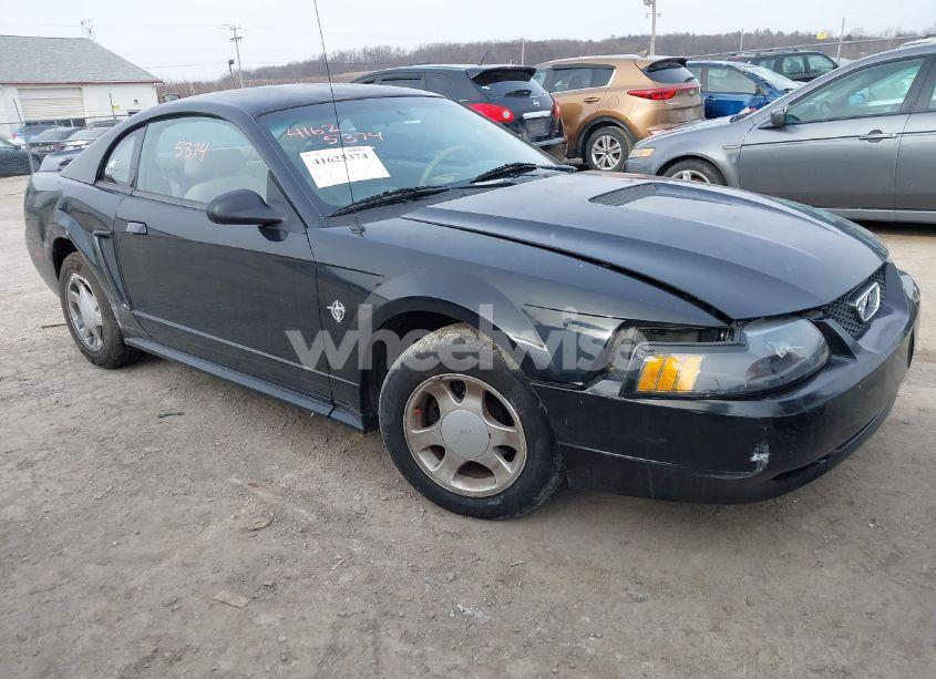 1999 Ford Mustang (VIN 1FAFP4045XF161313) main photo